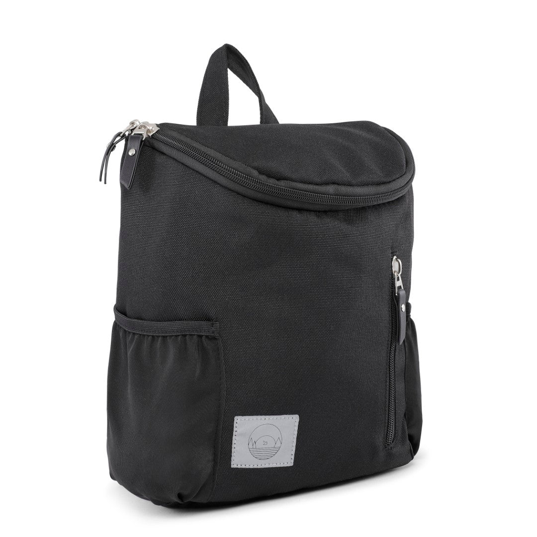 Schwarz 🌱 Wickeltasche aus Kork-Edition + MiniMe Junior-Tasche in Schwarz + GRATIS Stillkissen